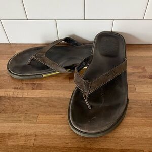 UGG Men's Brown Sandals